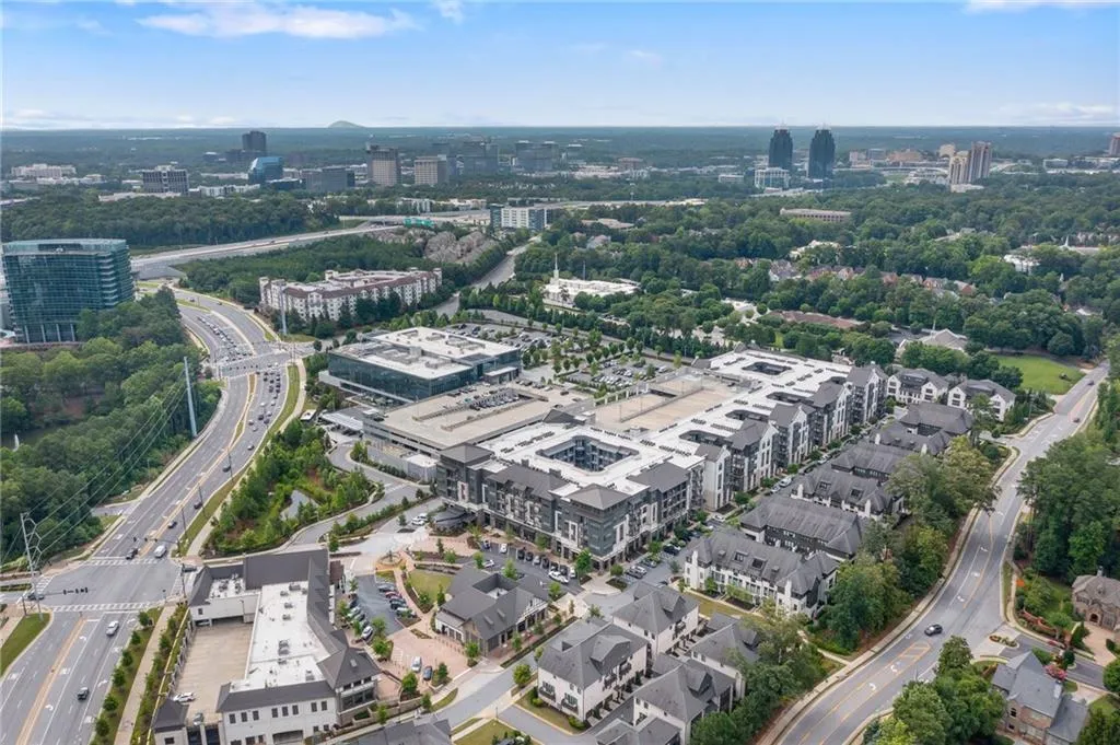 6432 Canopy Drive, Atlanta, Georgia 30328, 1 Bedroom Bedrooms, ,1 BathroomBathrooms,Residential,For Sale,6432 Canopy Drive,7616477