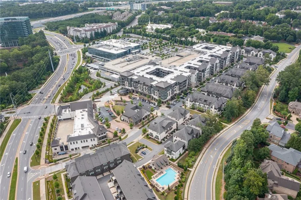 6432 Canopy Drive, Atlanta, Georgia 30328, 1 Bedroom Bedrooms, ,1 BathroomBathrooms,Residential,For Sale,6432 Canopy Drive,7616477