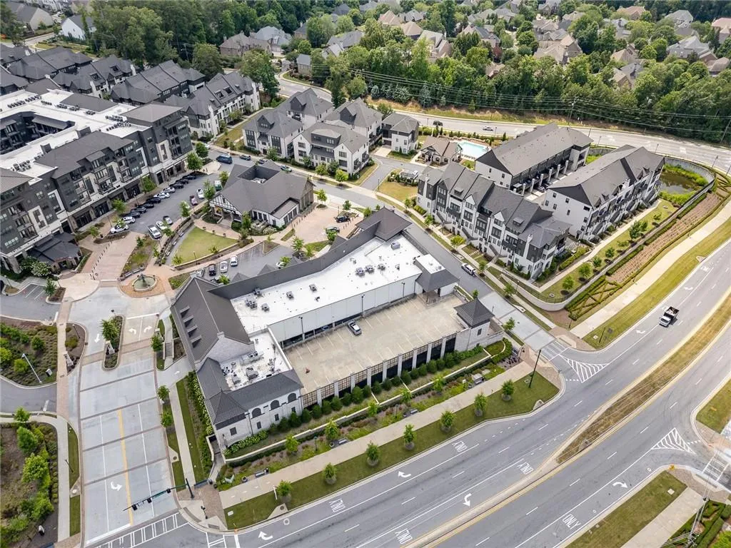 6432 Canopy Drive, Atlanta, Georgia 30328, 1 Bedroom Bedrooms, ,1 BathroomBathrooms,Residential,For Sale,6432 Canopy Drive,7616477