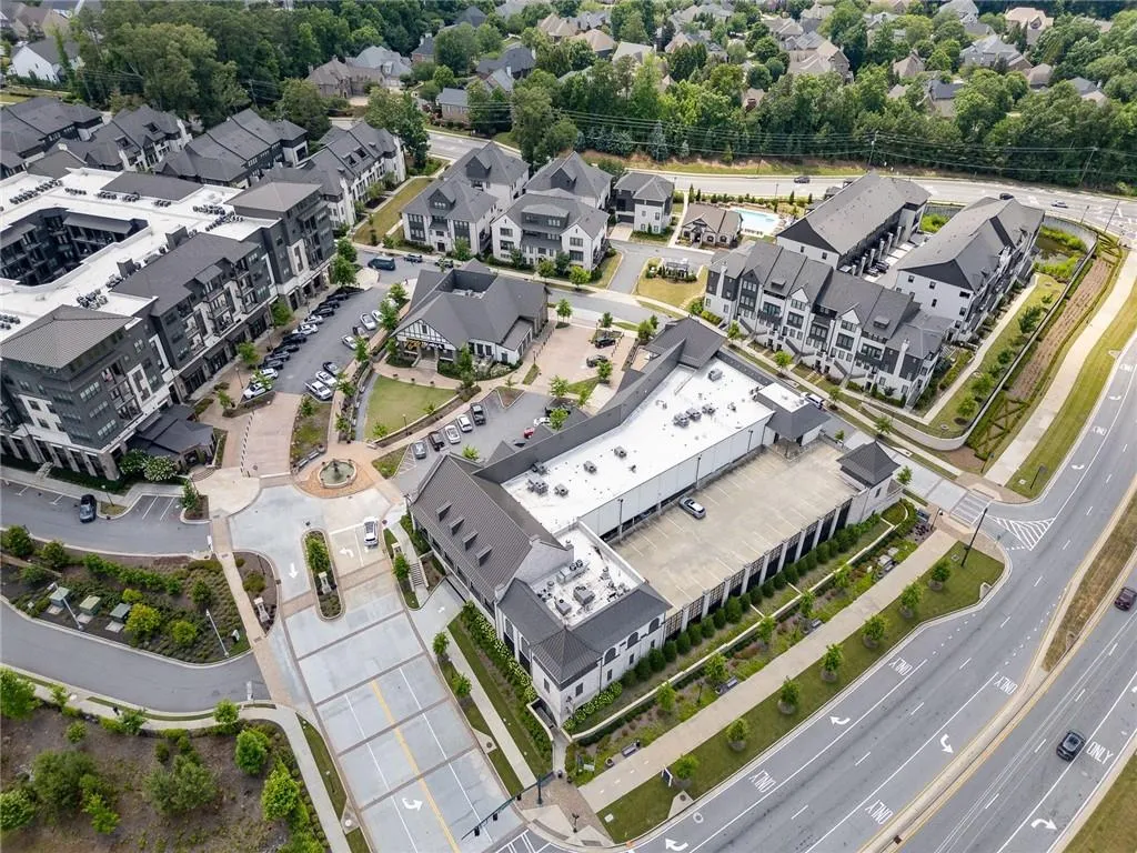 6432 Canopy Drive, Atlanta, Georgia 30328, 1 Bedroom Bedrooms, ,1 BathroomBathrooms,Residential,For Sale,6432 Canopy Drive,7616477