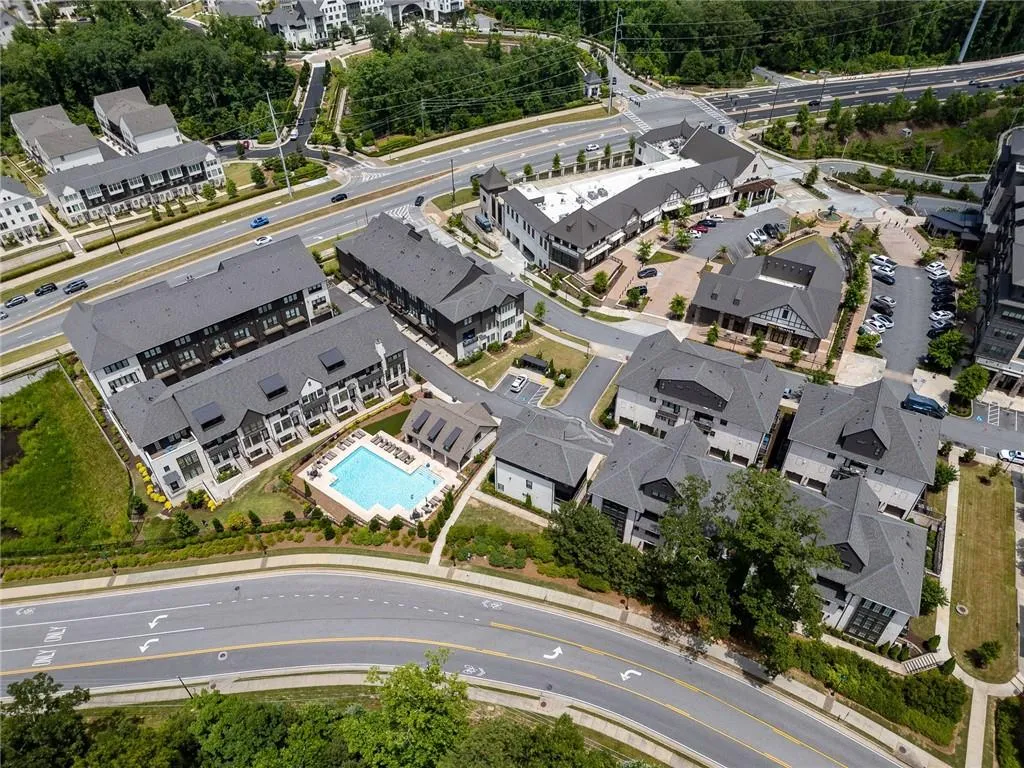 6432 Canopy Drive, Atlanta, Georgia 30328, 1 Bedroom Bedrooms, ,1 BathroomBathrooms,Residential,For Sale,6432 Canopy Drive,7616477