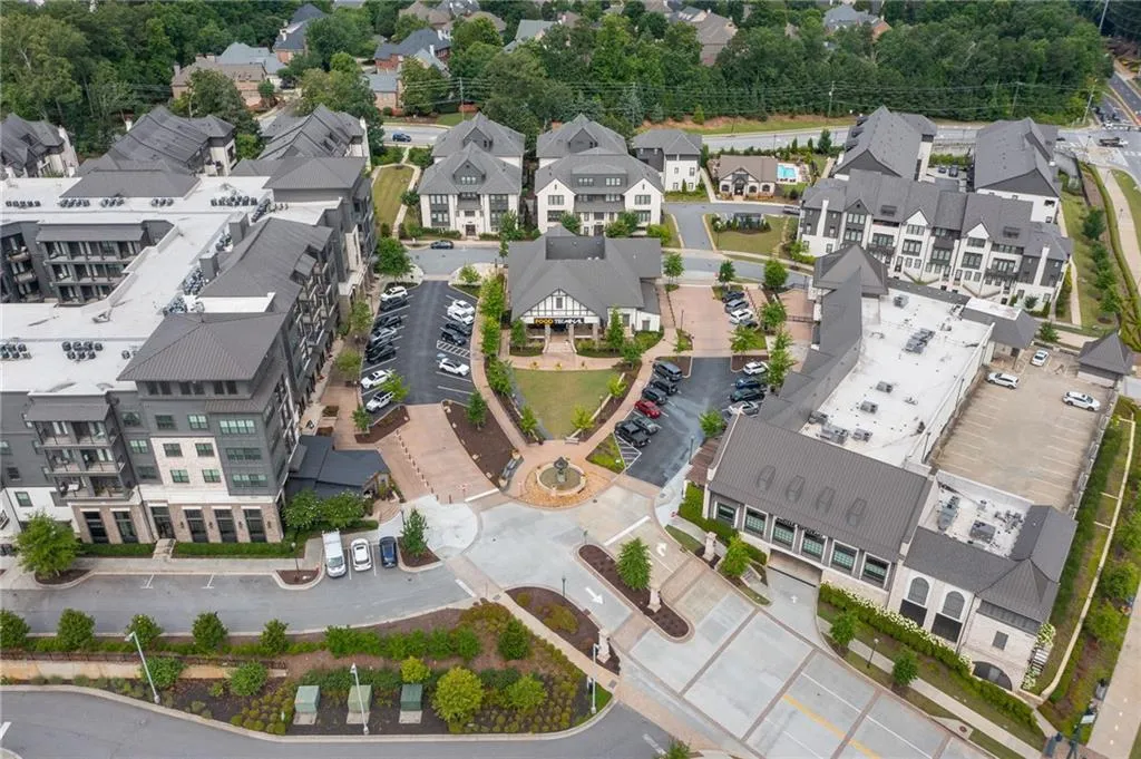 6432 Canopy Drive, Atlanta, Georgia 30328, 1 Bedroom Bedrooms, ,1 BathroomBathrooms,Residential,For Sale,6432 Canopy Drive,7616477