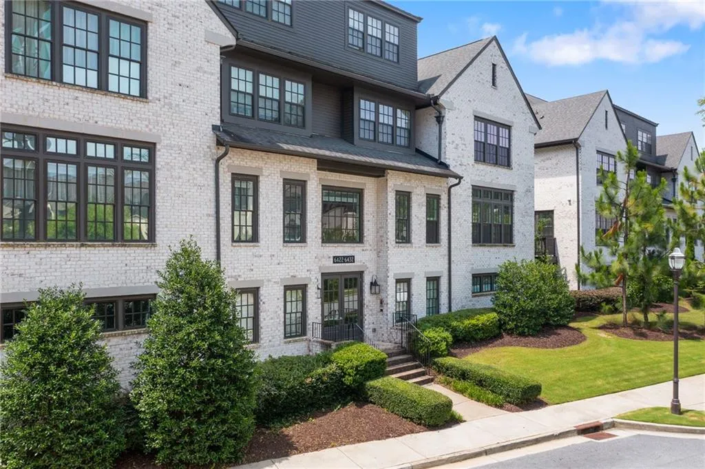 6432 Canopy Drive, Atlanta, Georgia 30328, 1 Bedroom Bedrooms, ,1 BathroomBathrooms,Residential,For Sale,6432 Canopy Drive,7616477