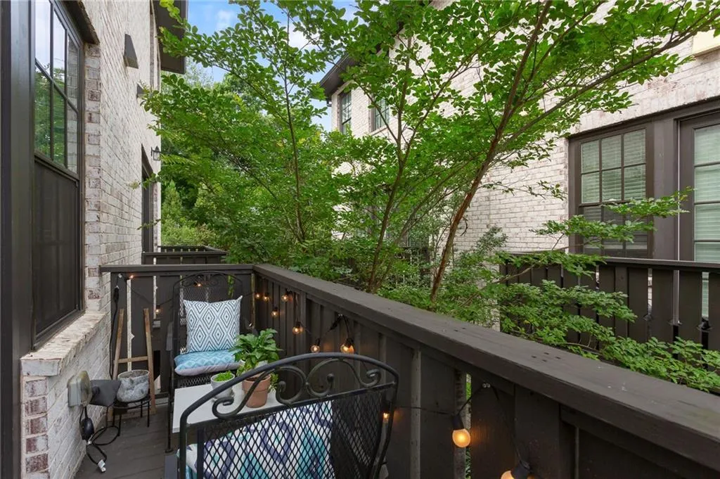 6432 Canopy Drive, Atlanta, Georgia 30328, 1 Bedroom Bedrooms, ,1 BathroomBathrooms,Residential,For Sale,6432 Canopy Drive,7616477