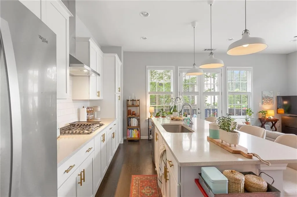6432 Canopy Drive, Atlanta, Georgia 30328, 1 Bedroom Bedrooms, ,1 BathroomBathrooms,Residential,For Sale,6432 Canopy Drive,7616477