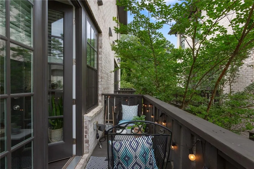 6432 Canopy Drive, Atlanta, Georgia 30328, 1 Bedroom Bedrooms, ,1 BathroomBathrooms,Residential,For Sale,6432 Canopy Drive,7616477