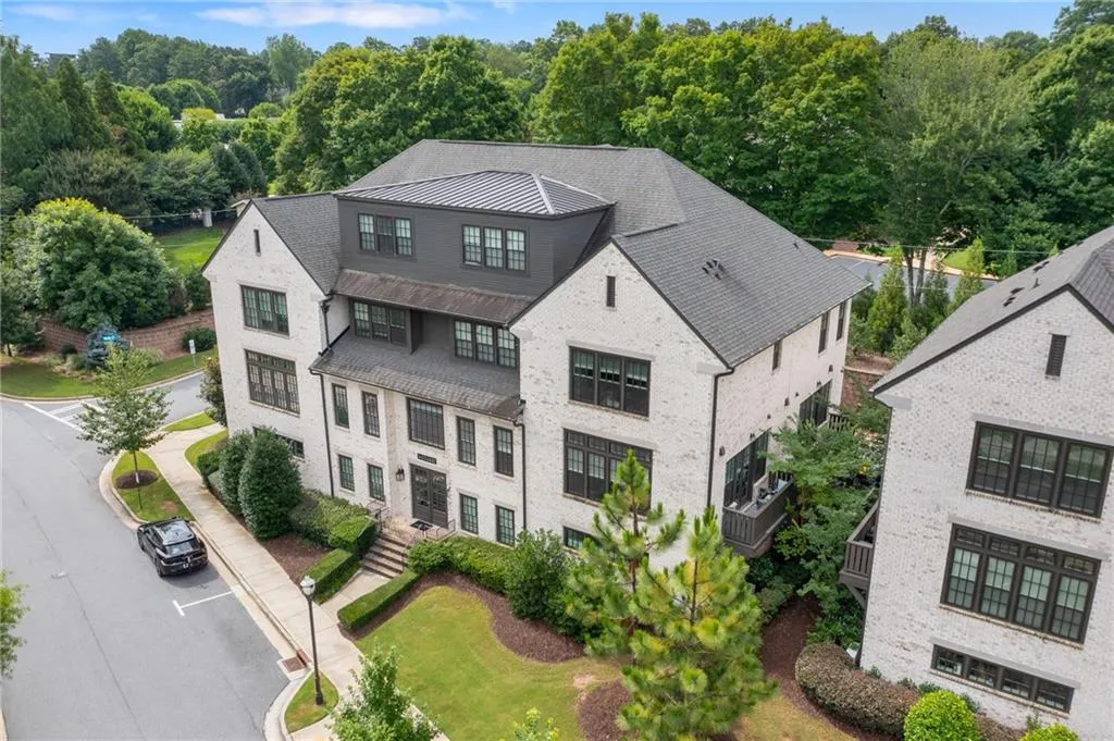 6432 Canopy Drive, Atlanta, Georgia 30328, 1 Bedroom Bedrooms, ,1 BathroomBathrooms,Residential,For Sale,6432 Canopy Drive,7616477