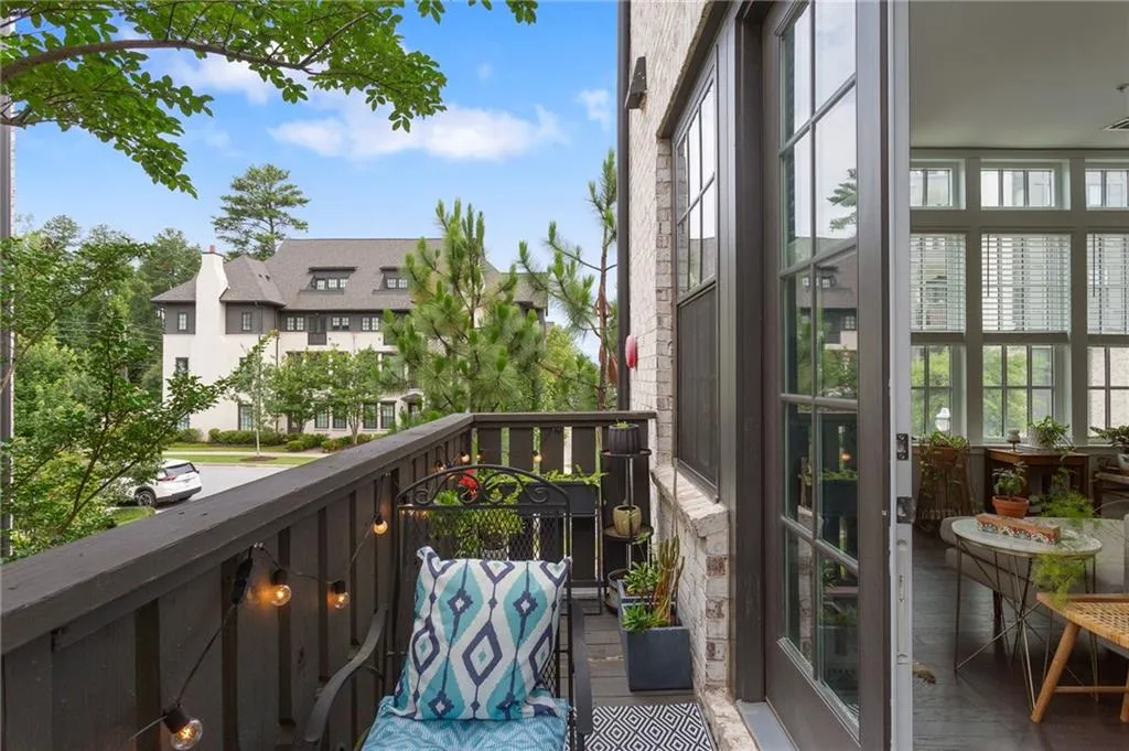 6432 Canopy Drive, Atlanta, Georgia 30328, 1 Bedroom Bedrooms, ,1 BathroomBathrooms,Residential,For Sale,6432 Canopy Drive,7616477
