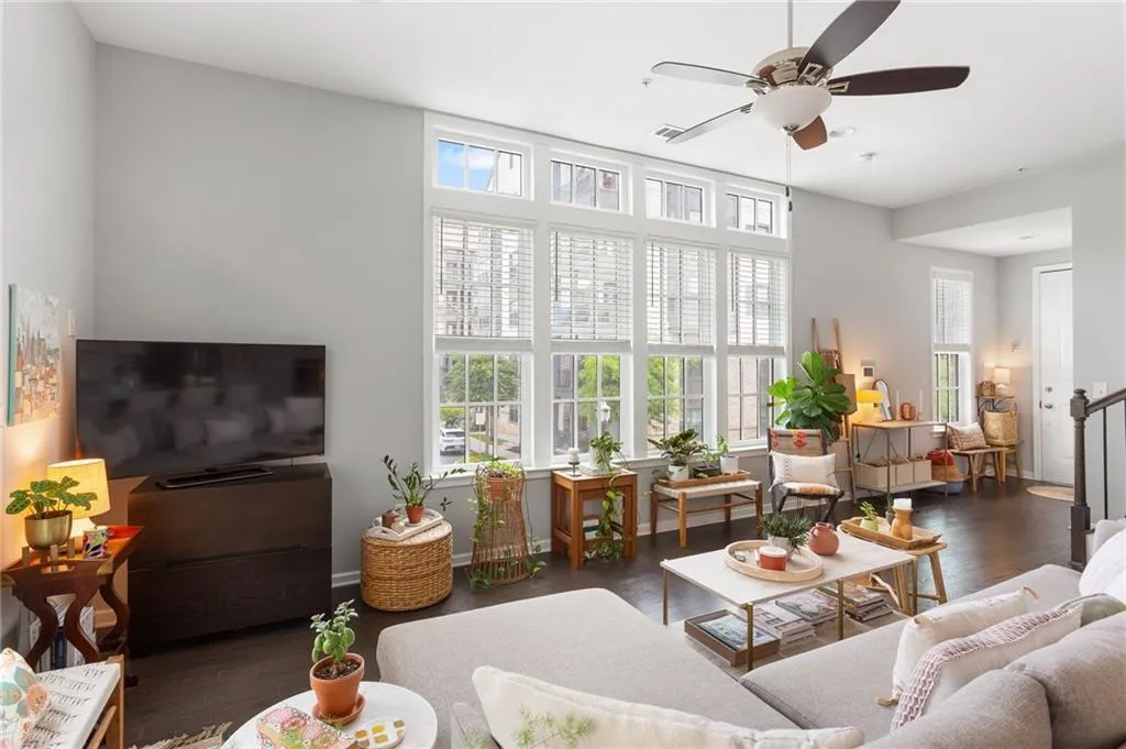 6432 Canopy Drive, Atlanta, Georgia 30328, 1 Bedroom Bedrooms, ,1 BathroomBathrooms,Residential,For Sale,6432 Canopy Drive,7616477