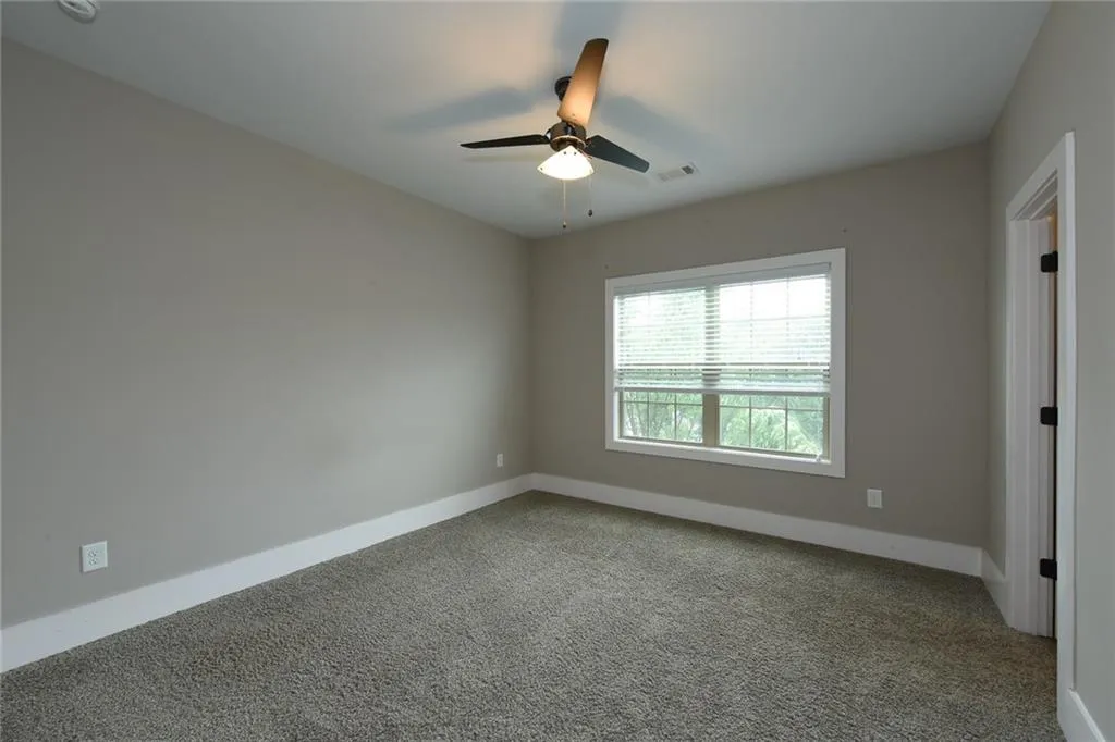 305 Alderwood Lane, Sandy Springs, Georgia 30328, 3 Bedrooms Bedrooms, ,3 BathroomsBathrooms,Residential,Sold,305 Alderwood Lane,6061504