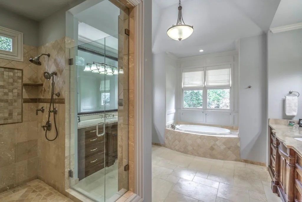 4695 Huntley Drive, Atlanta, Georgia 30342, 5 Bedrooms Bedrooms, ,5 BathroomsBathrooms,Residential,Sold,4695 Huntley Drive,5644271