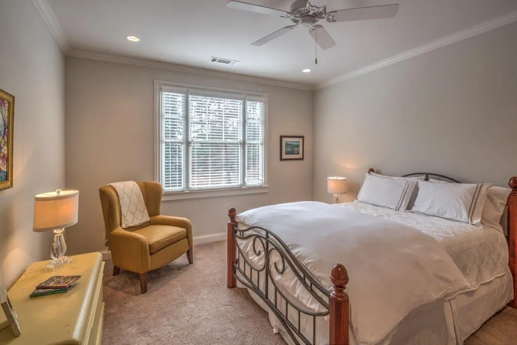 4695 Huntley Drive, Atlanta, Georgia 30342, 5 Bedrooms Bedrooms, ,5 BathroomsBathrooms,Residential,Sold,4695 Huntley Drive,5644271
