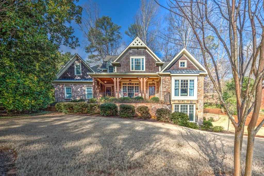 4695 Huntley Drive, Atlanta, Georgia 30342, 5 Bedrooms Bedrooms, ,5 BathroomsBathrooms,Residential,Sold,4695 Huntley Drive,5644271