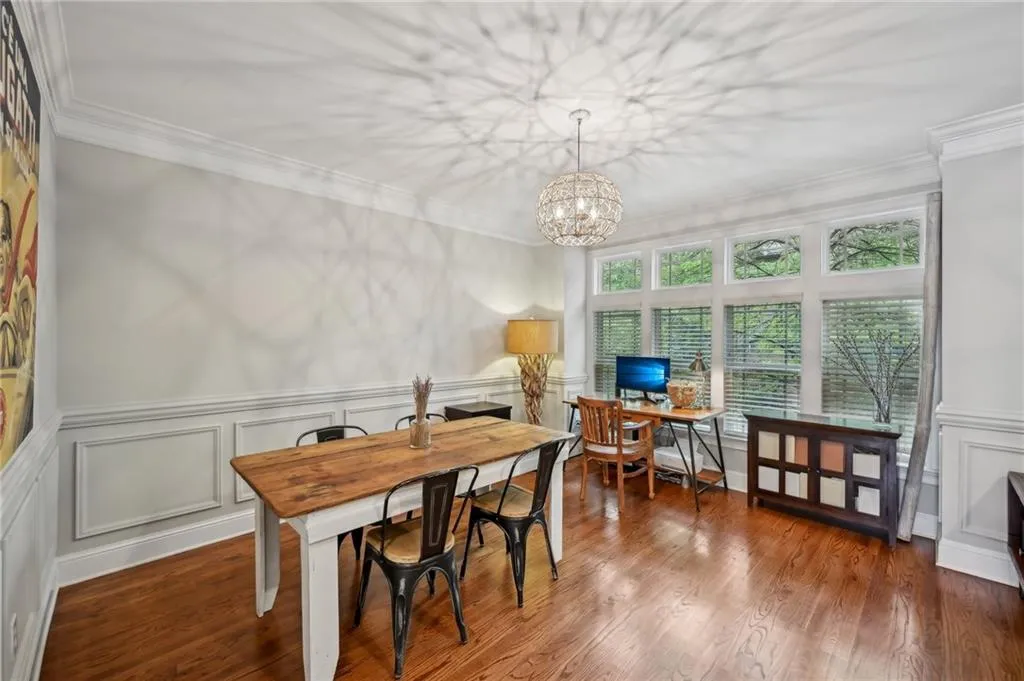 62 High Top Point, Sandy Springs, Georgia 30328, 3 Bedrooms Bedrooms, ,3 BathroomsBathrooms,Residential,For Sale,62 High Top Point,7643390