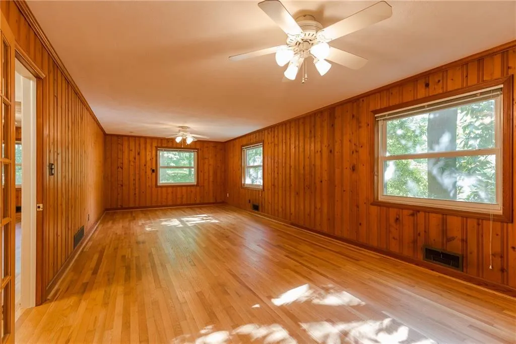 385 Montevallo Drive, Sandy Springs, Georgia 30342, 4 Bedrooms Bedrooms, ,3 BathroomsBathrooms,Residential,Sold,385 Montevallo Drive,6009016 385 Montevallo Drive, Sandy Springs, Georgia 30342, 4 Bedrooms Bedrooms, ,3 BathroomsBathrooms,Residential,Sold,385 Montevallo Drive,6009016