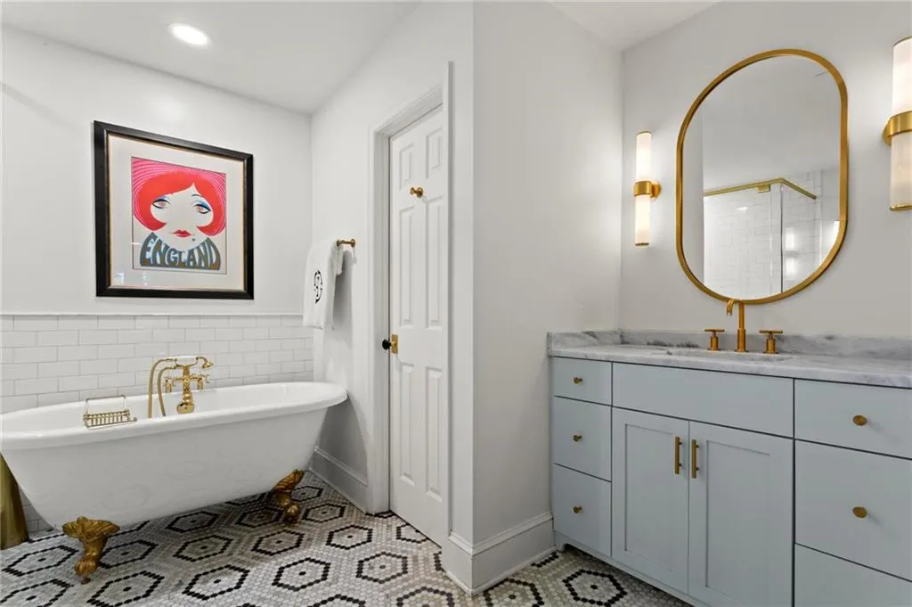 1788 Moores Mill Road Nw, Atlanta, Georgia 30318, 3 Bedrooms Bedrooms, ,2 BathroomsBathrooms,Residential,For Sale,1788 Moores Mill Road Nw,7667120