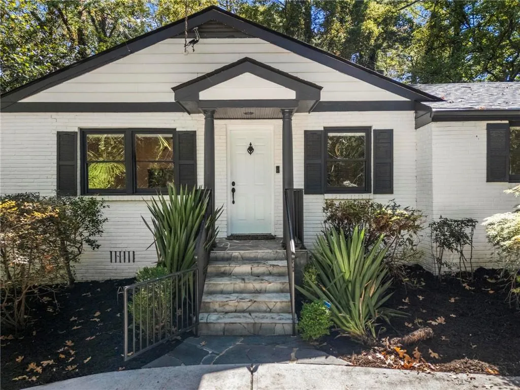1788 Moores Mill Road Nw, Atlanta, Georgia 30318, 3 Bedrooms Bedrooms, ,2 BathroomsBathrooms,Residential,For Sale,1788 Moores Mill Road Nw,7667120