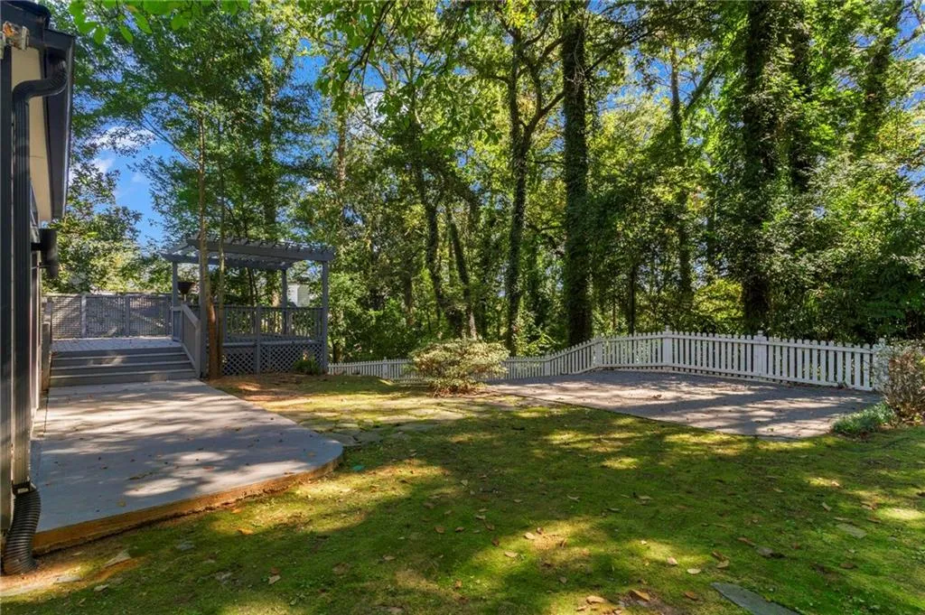1788 Moores Mill Road Nw, Atlanta, Georgia 30318, 3 Bedrooms Bedrooms, ,2 BathroomsBathrooms,Residential,For Sale,1788 Moores Mill Road Nw,7667120