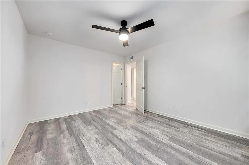 6700 Roswell Road Unit 28h, Sandy Springs, Georgia 30328, 2 Bedrooms Bedrooms, ,2 BathroomsBathrooms,Residential,Sold,6700 Roswell Road Unit 28h,7052768