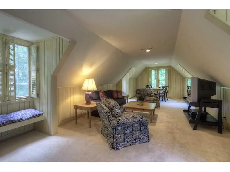 720 Tanglewood Trail Nw, Atlanta, Georgia 30327, 5 Bedrooms Bedrooms, ,4 BathroomsBathrooms,Residential,Sold,720 Tanglewood Trail Nw,5040192