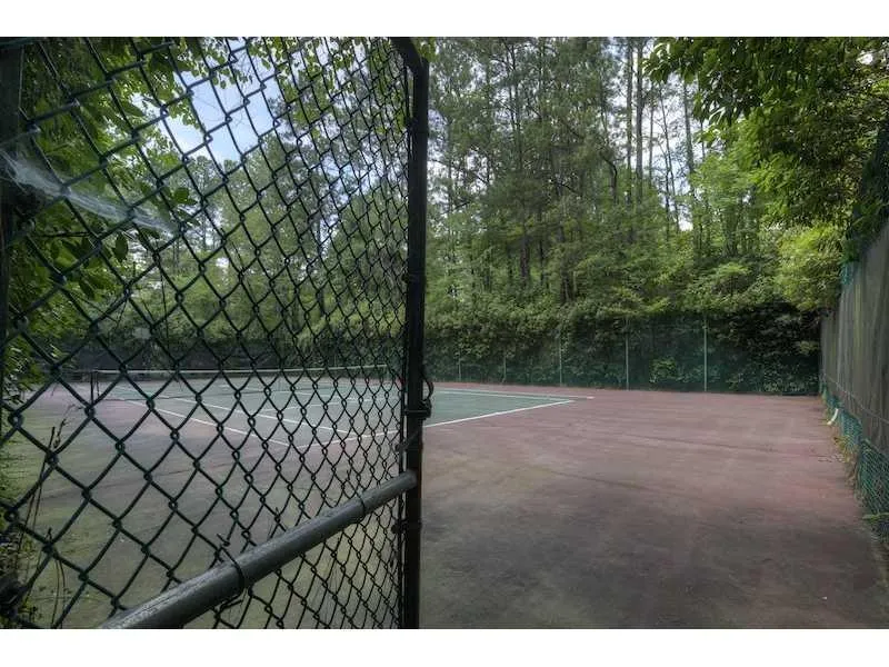 720 Tanglewood Trail Nw, Atlanta, Georgia 30327, 5 Bedrooms Bedrooms, ,4 BathroomsBathrooms,Residential,Sold,720 Tanglewood Trail Nw,5040192