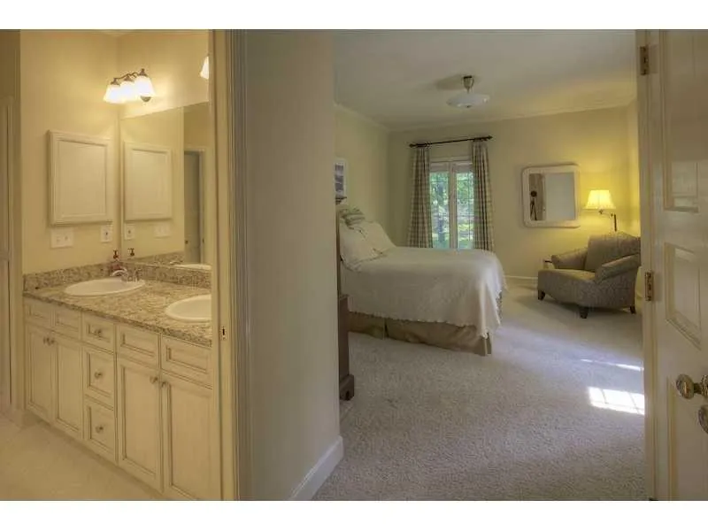 720 Tanglewood Trail Nw, Atlanta, Georgia 30327, 5 Bedrooms Bedrooms, ,4 BathroomsBathrooms,Residential,Sold,720 Tanglewood Trail Nw,5040192