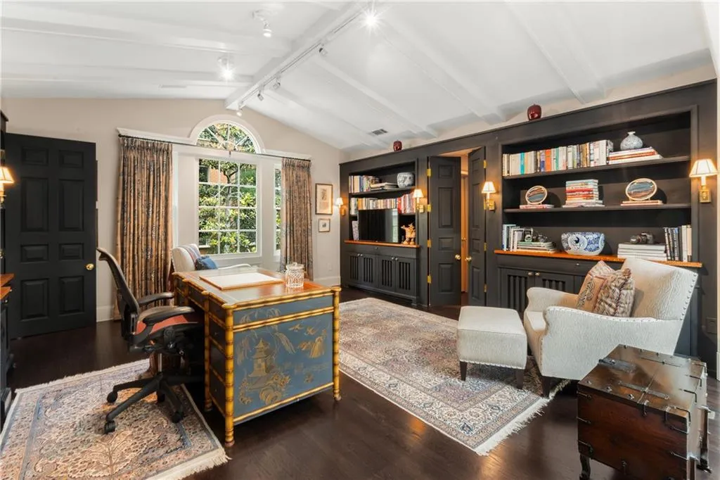 Atlanta, Georgia 30305, 4 Bedrooms Bedrooms, ,3 BathroomsBathrooms,Residential,For Sale,7585097