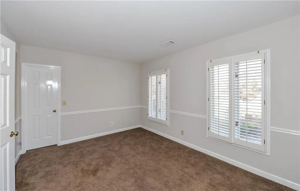 7705 Dunvegan Close, Sandy Springs, Georgia 30350, 5 Bedrooms Bedrooms, ,4 BathroomsBathrooms,Residential,Sold,7705 Dunvegan Close,5784839