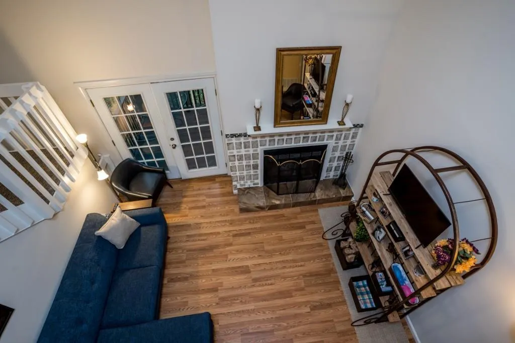 504 River Run Drive, Sandy Springs, Georgia 30350, 2 Bedrooms Bedrooms, ,1 BathroomBathrooms,Residential,Sold,504 River Run Drive,7028033