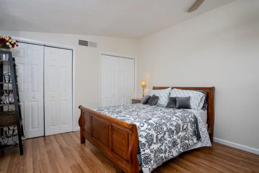 504 River Run Drive, Sandy Springs, Georgia 30350, 2 Bedrooms Bedrooms, ,1 BathroomBathrooms,Residential,Sold,504 River Run Drive,7028033