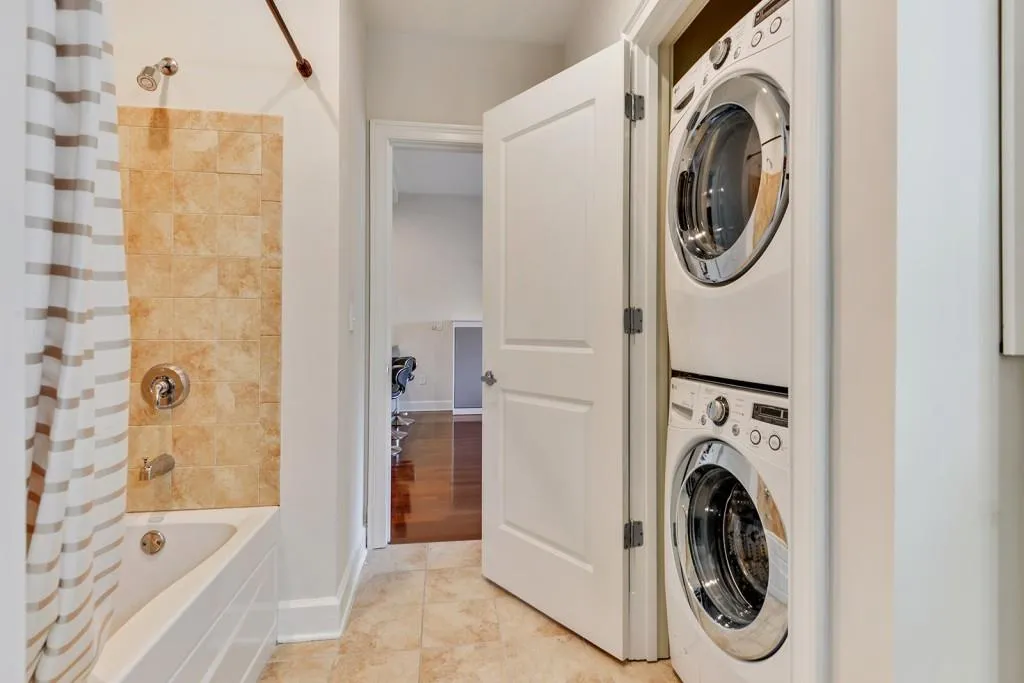 200 River Vista Drive Unit 712, Atlanta, Georgia 30339, 1 Bedroom Bedrooms, ,1 BathroomBathrooms,Residential,Sold,200 River Vista Drive Unit 712,6007407