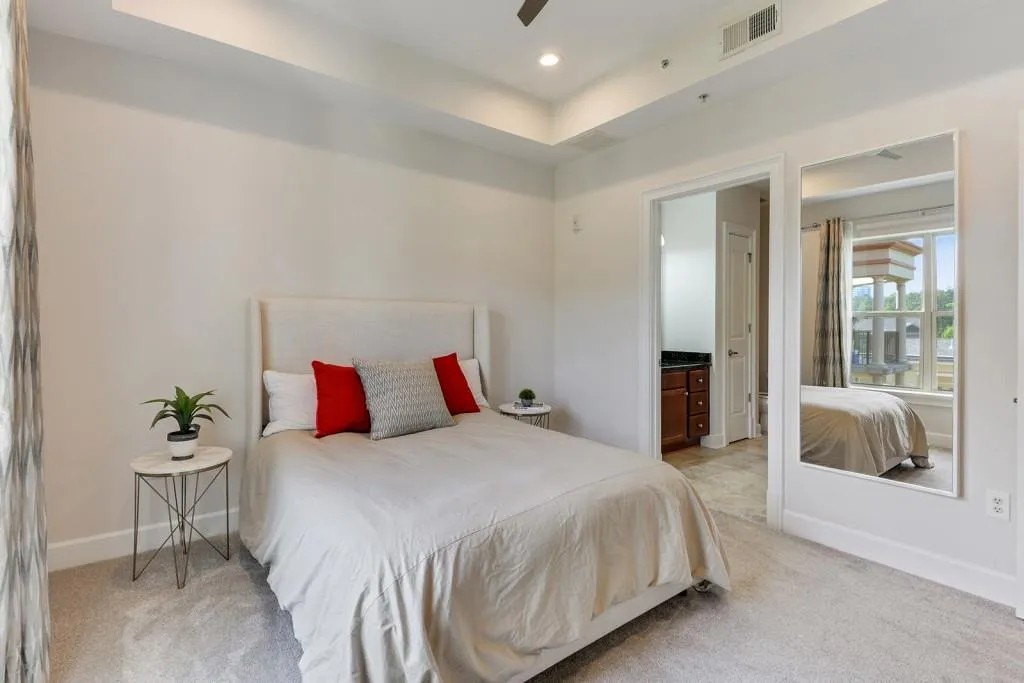 200 River Vista Drive Unit 712, Atlanta, Georgia 30339, 1 Bedroom Bedrooms, ,1 BathroomBathrooms,Residential,Sold,200 River Vista Drive Unit 712,6007407