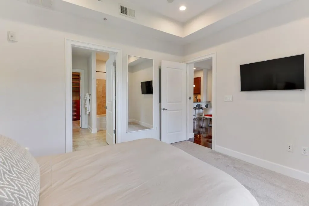 200 River Vista Drive Unit 712, Atlanta, Georgia 30339, 1 Bedroom Bedrooms, ,1 BathroomBathrooms,Residential,Sold,200 River Vista Drive Unit 712,6007407