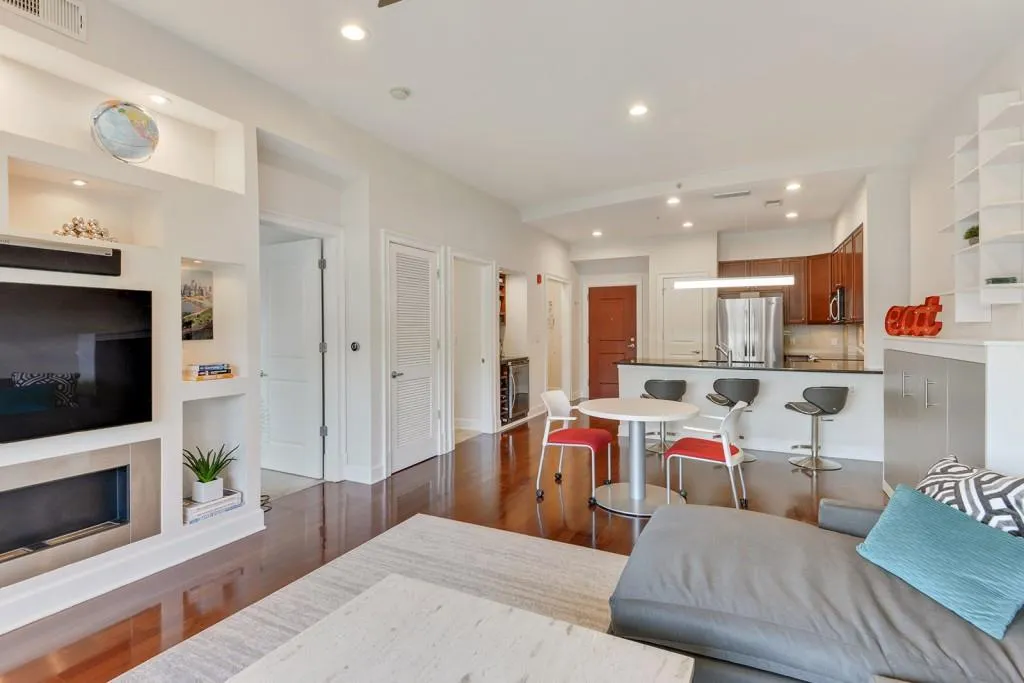 200 River Vista Drive Unit 712, Atlanta, Georgia 30339, 1 Bedroom Bedrooms, ,1 BathroomBathrooms,Residential,Sold,200 River Vista Drive Unit 712,6007407