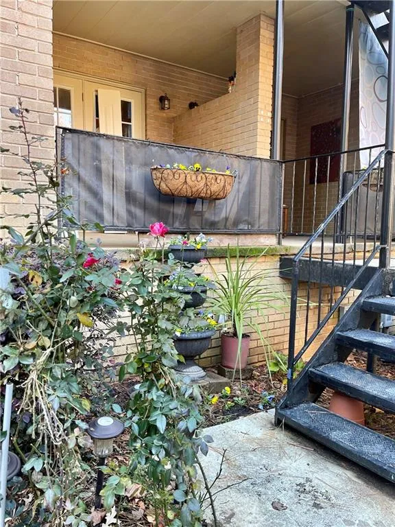 750 Dalrymple Road Unit K2, Atlanta, Georgia 30328, 2 Bedrooms Bedrooms, ,2 BathroomsBathrooms,Residential,Sold,750 Dalrymple Road Unit K2,6975430