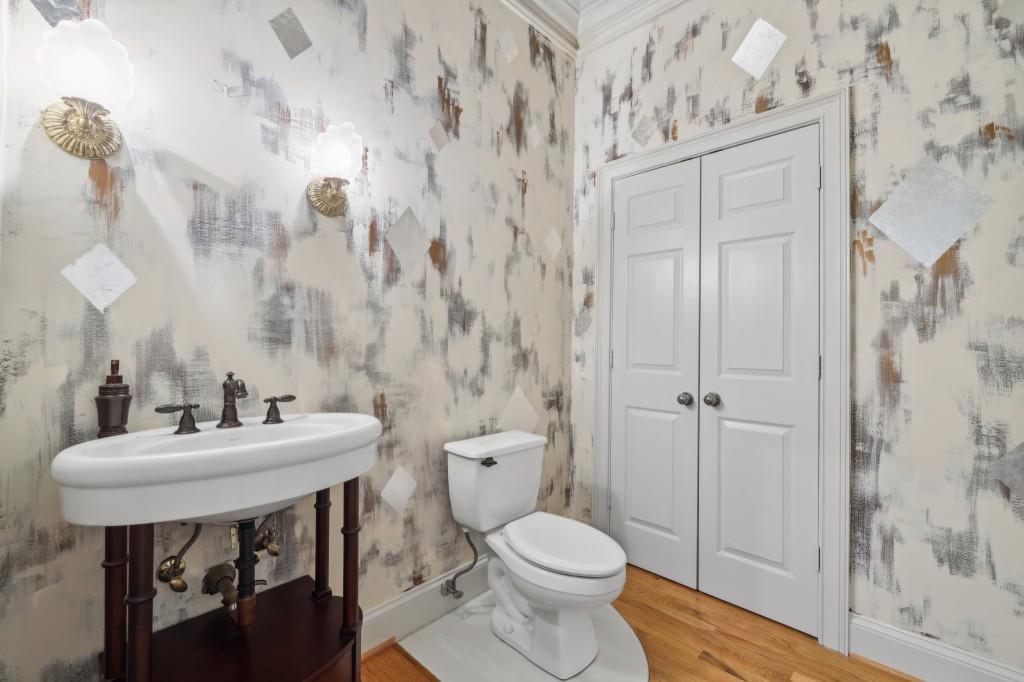 7835 Landowne Drive, Sandy Springs, Georgia 30350, 3 Bedrooms Bedrooms, ,3 BathroomsBathrooms,Residential,Sold,7835 Landowne Drive,7303538