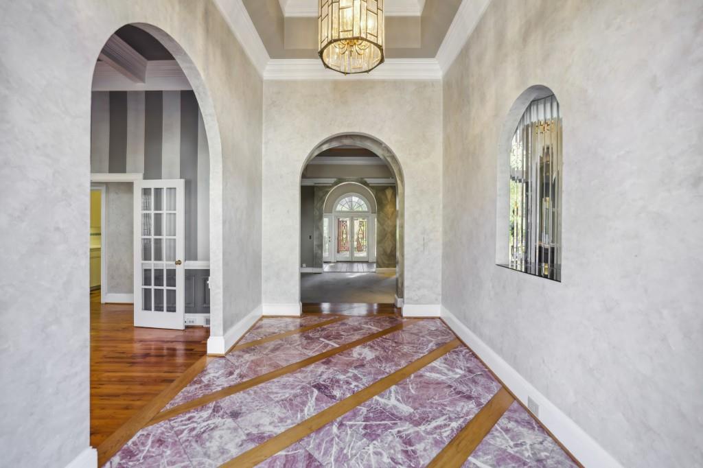 7835 Landowne Drive, Sandy Springs, Georgia 30350, 3 Bedrooms Bedrooms, ,3 BathroomsBathrooms,Residential,Sold,7835 Landowne Drive,7303538