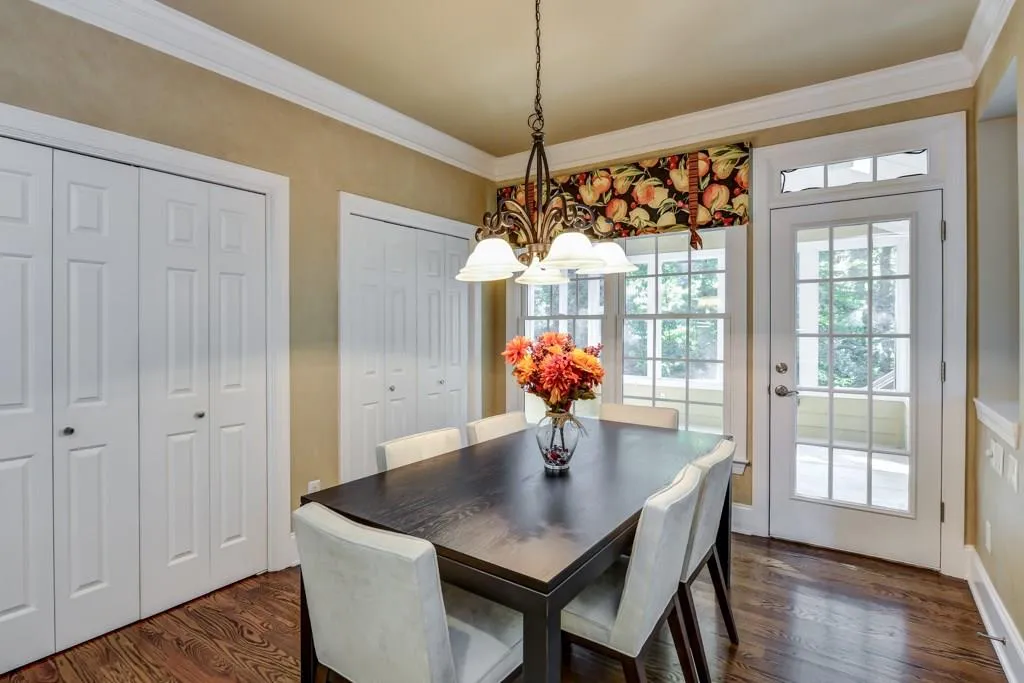 750 Spalding Heights Drive, Sandy Springs, Georgia 30350, 4 Bedrooms Bedrooms, ,3 BathroomsBathrooms,Residential,Sold,750 Spalding Heights Drive,5759237