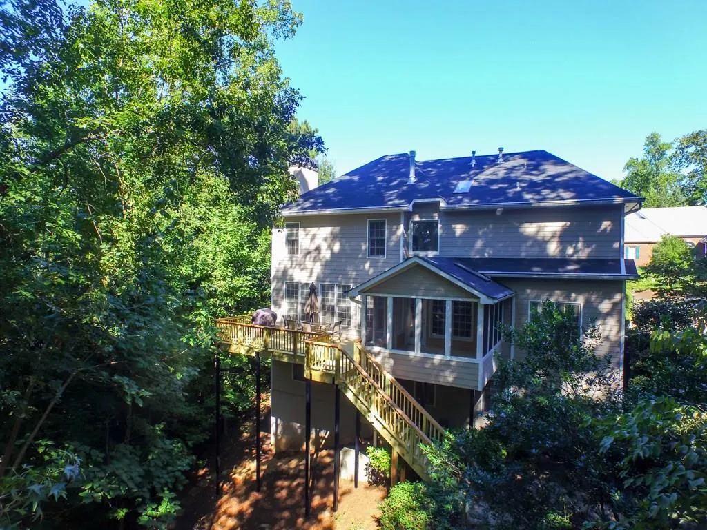 750 Spalding Heights Drive, Sandy Springs, Georgia 30350, 4 Bedrooms Bedrooms, ,3 BathroomsBathrooms,Residential,Sold,750 Spalding Heights Drive,5759237