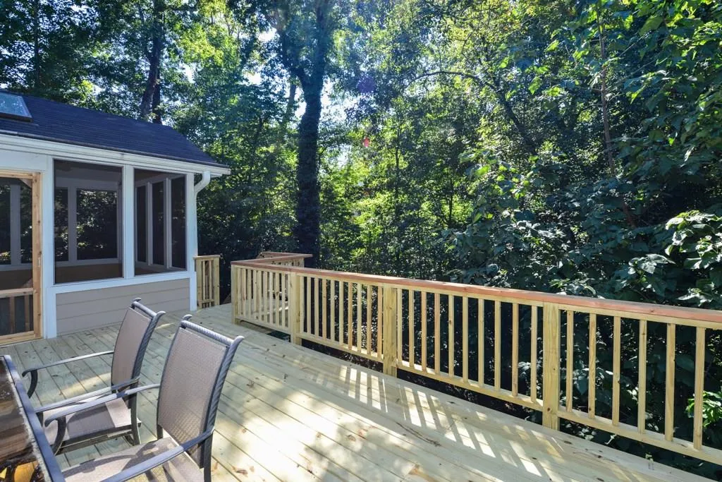 750 Spalding Heights Drive, Sandy Springs, Georgia 30350, 4 Bedrooms Bedrooms, ,3 BathroomsBathrooms,Residential,Sold,750 Spalding Heights Drive,5759237