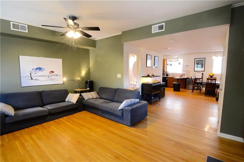 401 Tenth Street Nw Unit C208, Atlanta, Georgia 30318, 2 Bedrooms Bedrooms, ,2 BathroomsBathrooms,Residential,Sold,401 Tenth Street Nw Unit C208,5710225