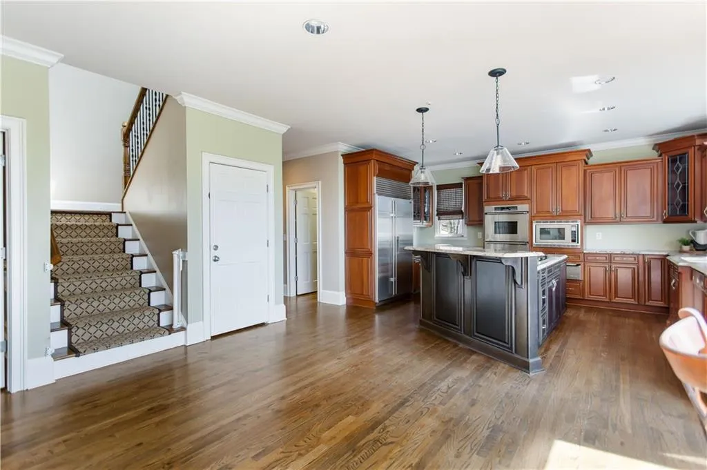 700 S Brighton Court Nw, Sandy Springs, Georgia 30327, 6 Bedrooms Bedrooms, ,4 BathroomsBathrooms,Residential,Sold,700 S Brighton Court Nw,7016063 700 S Brighton Court Nw, Sandy Springs, Georgia 30327, 6 Bedrooms Bedrooms, ,4 BathroomsBathrooms,Residential,Sold,700 S Brighton Court Nw,7016063