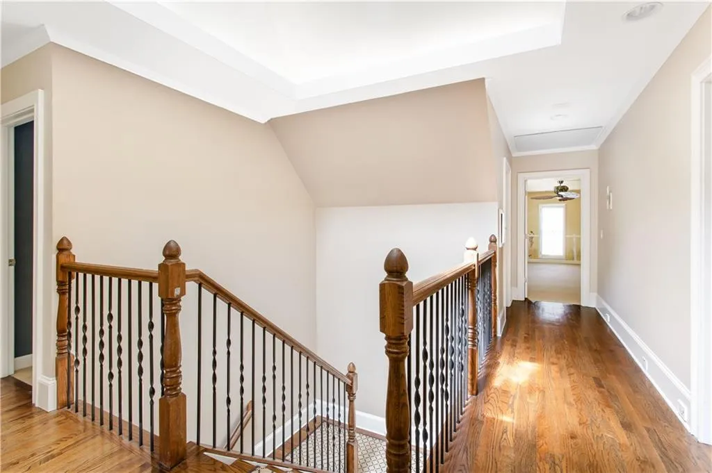 700 S Brighton Court Nw, Sandy Springs, Georgia 30327, 6 Bedrooms Bedrooms, ,4 BathroomsBathrooms,Residential,Sold,700 S Brighton Court Nw,7016063 700 S Brighton Court Nw, Sandy Springs, Georgia 30327, 6 Bedrooms Bedrooms, ,4 BathroomsBathrooms,Residential,Sold,700 S Brighton Court Nw,7016063