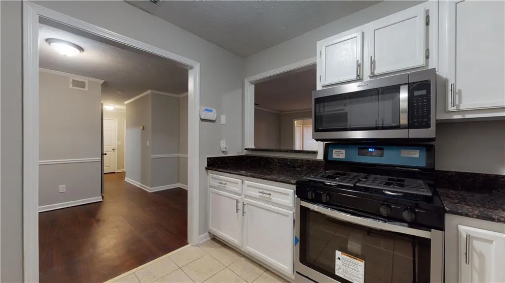 703 Gettysburg Place, Sandy Springs, Georgia 30350, 2 Bedrooms Bedrooms, ,1 BathroomBathrooms,Residential,Sold,703 Gettysburg Place,6835022