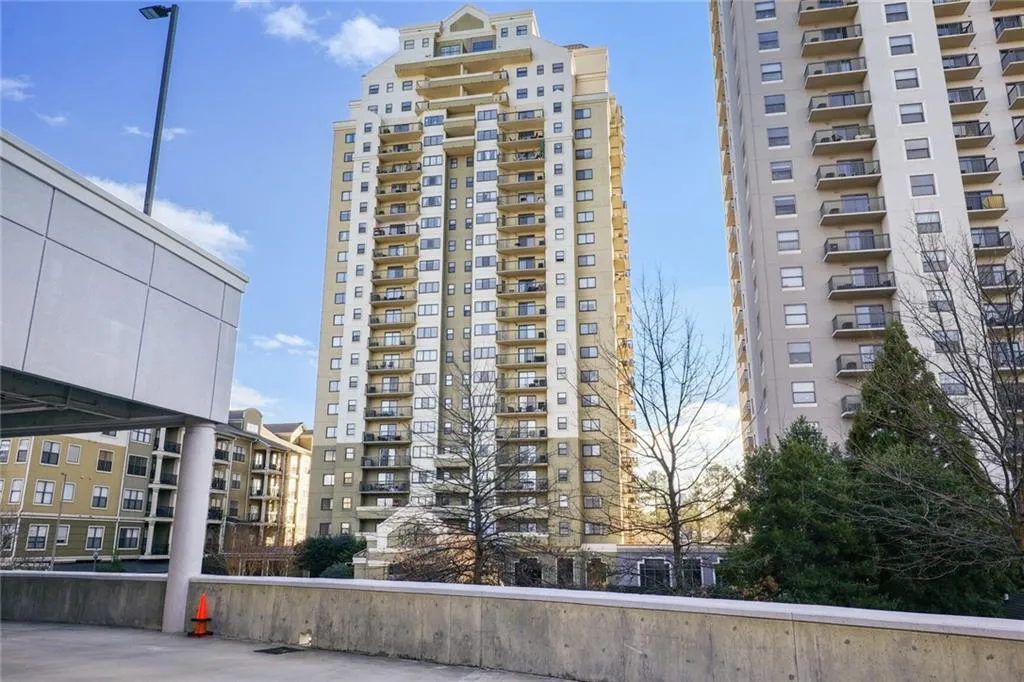 795 Hammond Drive Unit 2204, Atlanta, Georgia 30328, 2 Bedrooms Bedrooms, ,2 BathroomsBathrooms,Residential,Sold,795 Hammond Drive Unit 2204,7167190