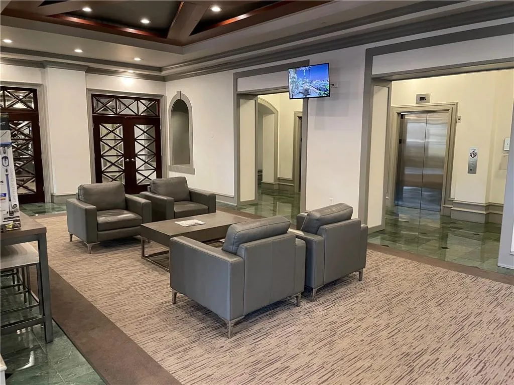 795 Hammond Drive Unit 2204, Atlanta, Georgia 30328, 2 Bedrooms Bedrooms, ,2 BathroomsBathrooms,Residential,Sold,795 Hammond Drive Unit 2204,7167190