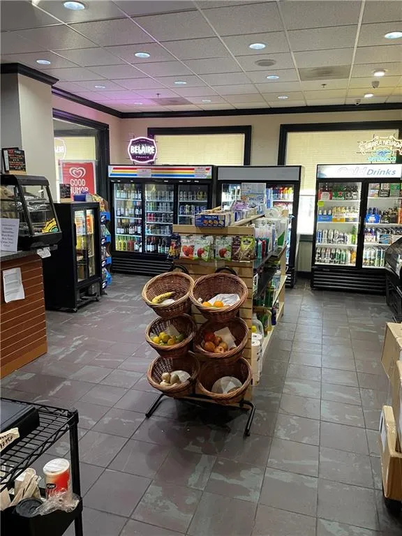 795 Hammond Drive Unit 2204, Atlanta, Georgia 30328, 2 Bedrooms Bedrooms, ,2 BathroomsBathrooms,Residential,Sold,795 Hammond Drive Unit 2204,7167190