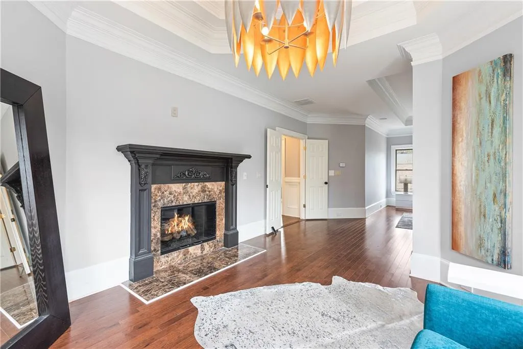 720 Glengate Place, Sandy Springs, Georgia 30328, 6 Bedrooms Bedrooms, ,6 BathroomsBathrooms,Residential,Sold,720 Glengate Place,6820466