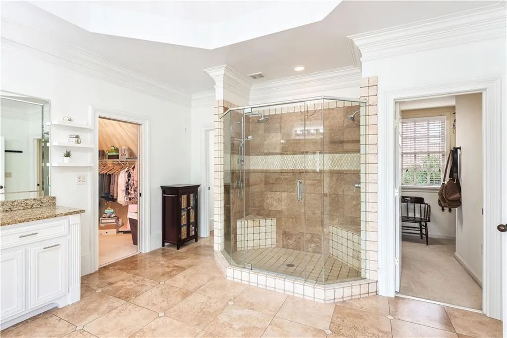 720 Glengate Place, Sandy Springs, Georgia 30328, 6 Bedrooms Bedrooms, ,6 BathroomsBathrooms,Residential,Sold,720 Glengate Place,6820466