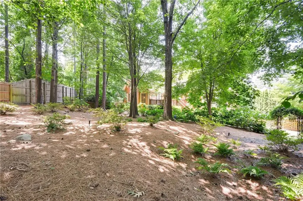 2185 Dunwoody Heritage Drive Ne, Sandy Springs, Georgia 30350, 6 Bedrooms Bedrooms, ,4 BathroomsBathrooms,Residential,Sold,2185 Dunwoody Heritage Drive Ne,6025431